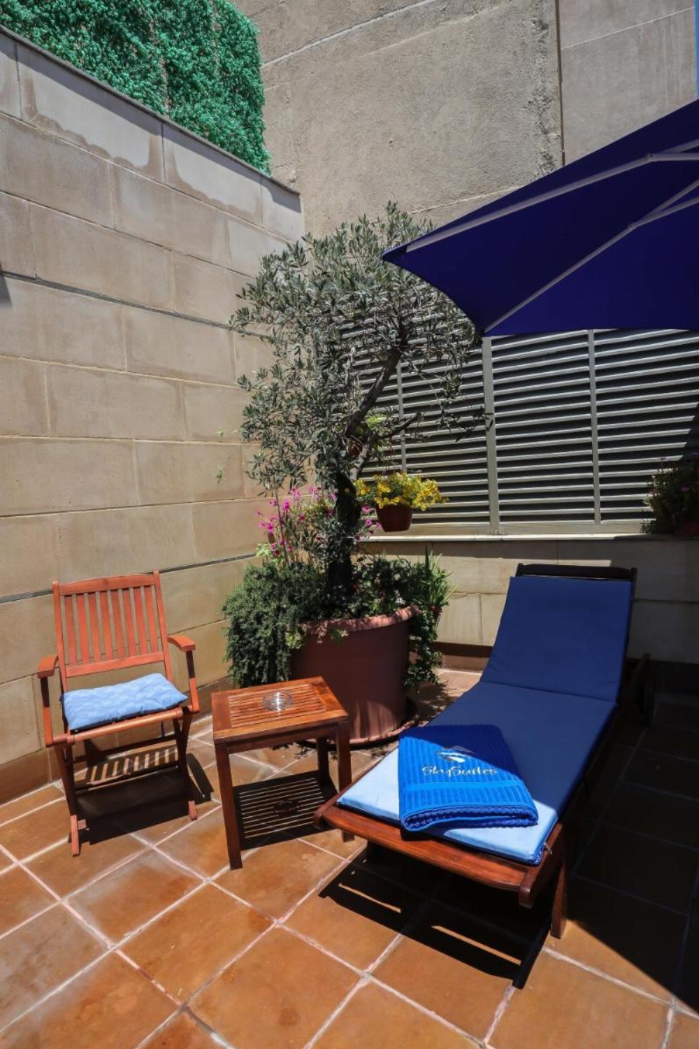 Sky Suites Image 33